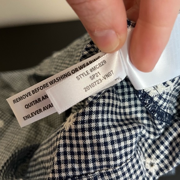 Madewell Embroidered Gingham Shirred Puff Sleeve Top - Picture 14 of 16